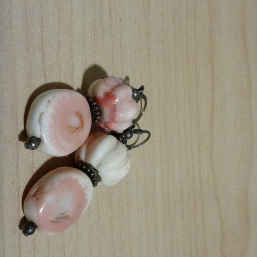 Jewelry - Picture 3 of 4